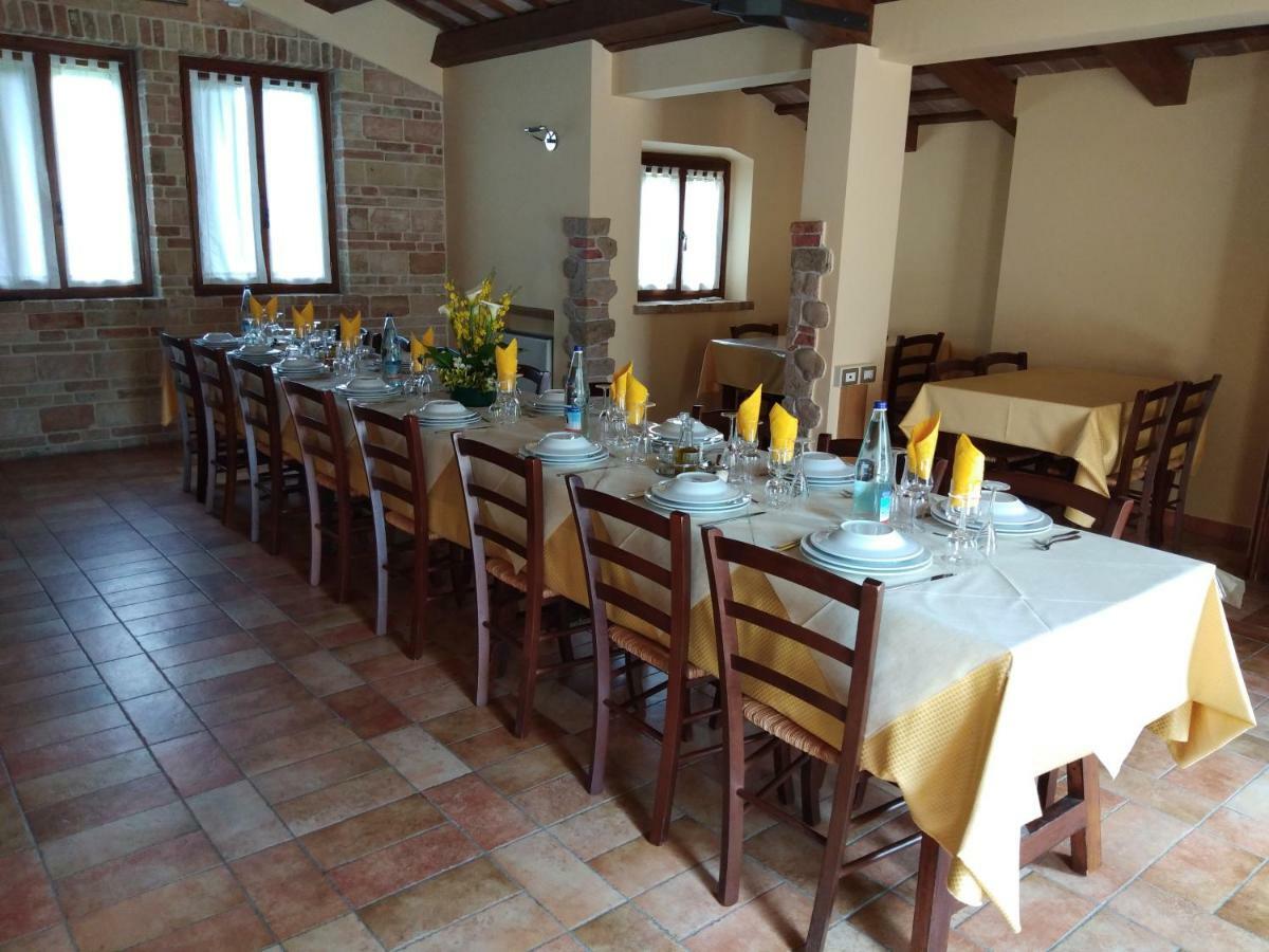 Agriturismo "Le Piagge" Castelplanio Exterior photo